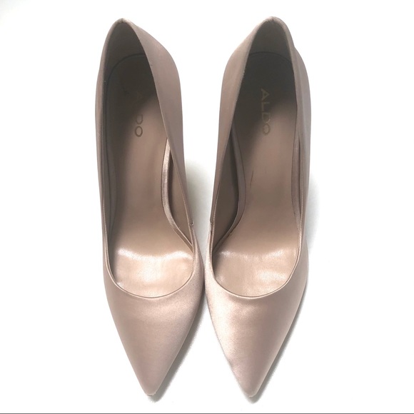 ALDO Satin Tan shoes - Picture 5 of 10